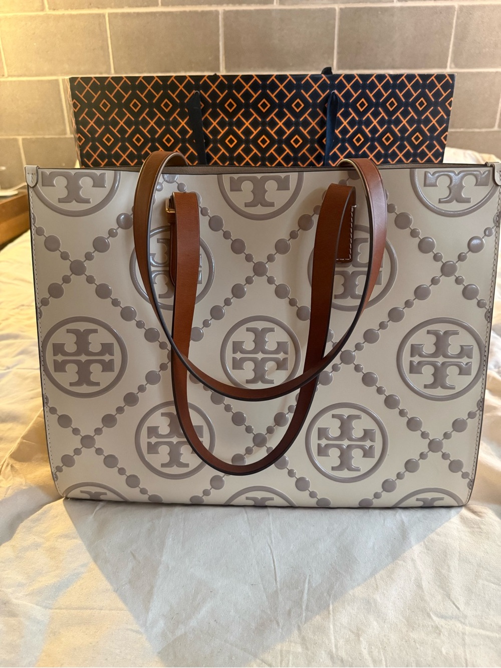 Tory Burch T Monogram Contrast Embossed Leather Tote Longan New Cream